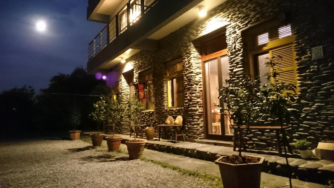 Stone House Homestay Yilan Kültér fotó